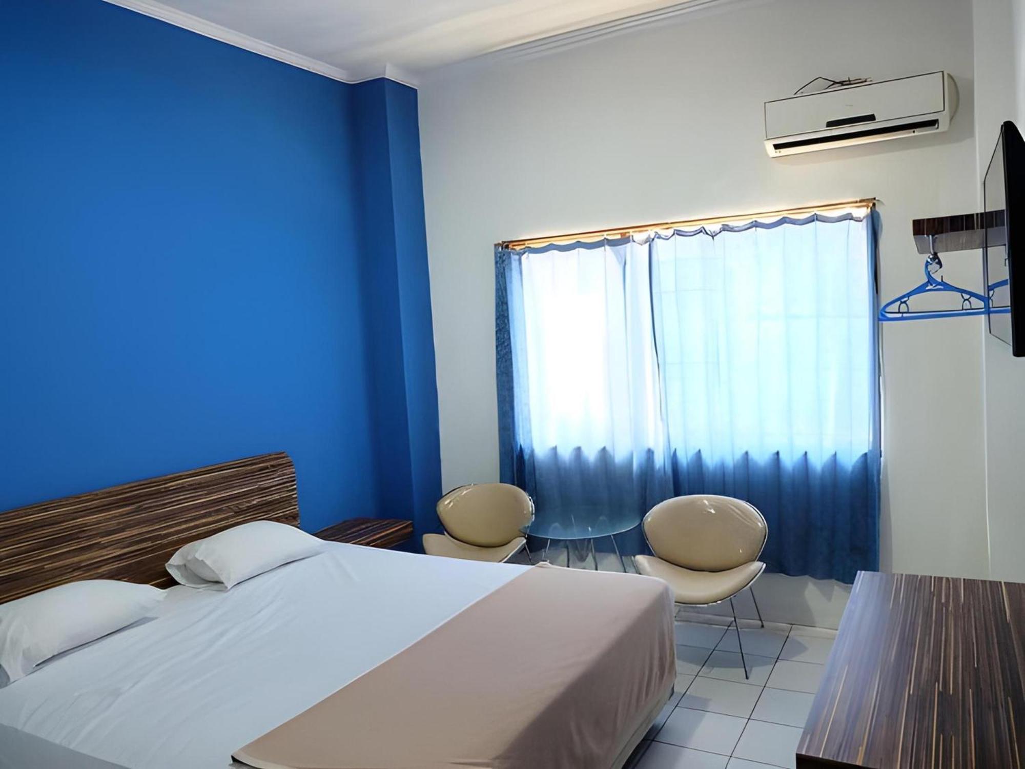 Super Oyo Townhouse Oak Hotel Fiducia Serpong Exterior foto
